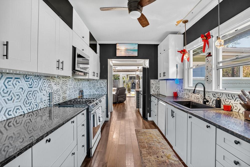 ROSE COURT - Residential