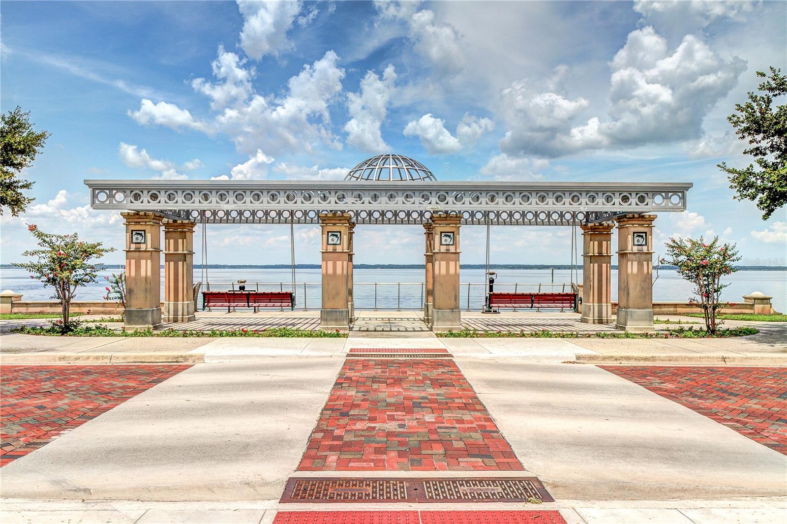 ROSE COURT - Residential