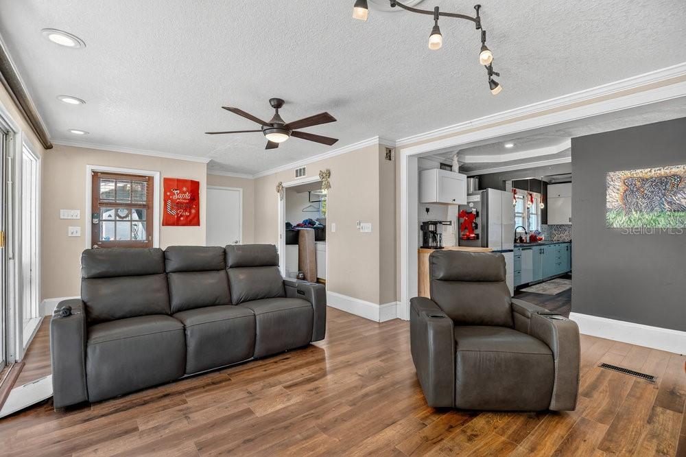 ROSE COURT - Residential