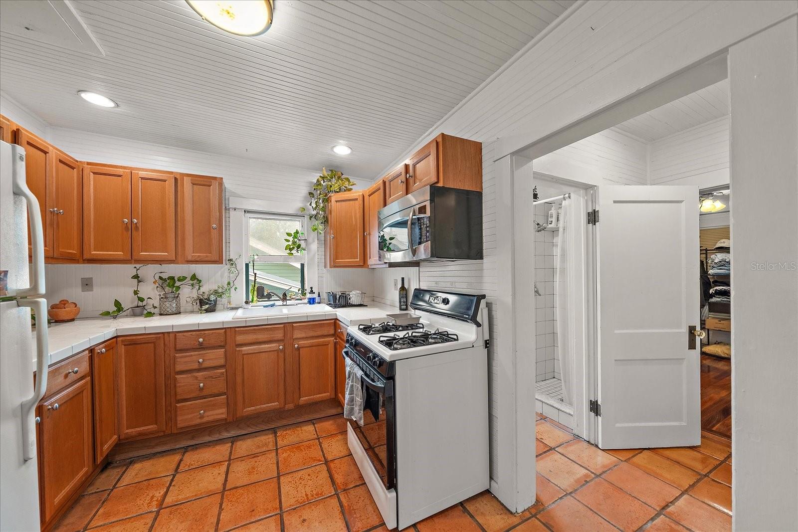 POS SUB OF BLKS G & H - Land