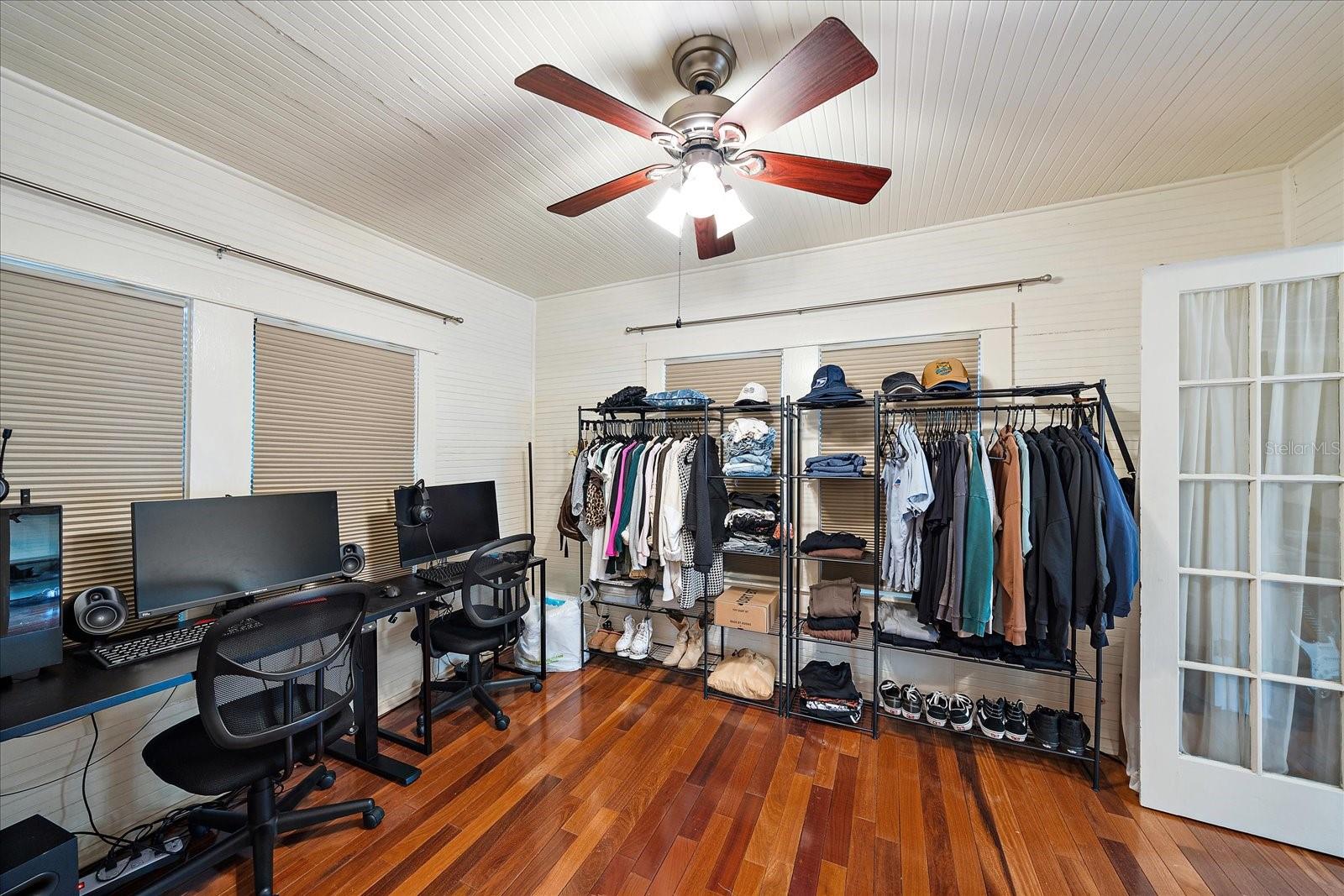 POS SUB OF BLKS G & H - Land