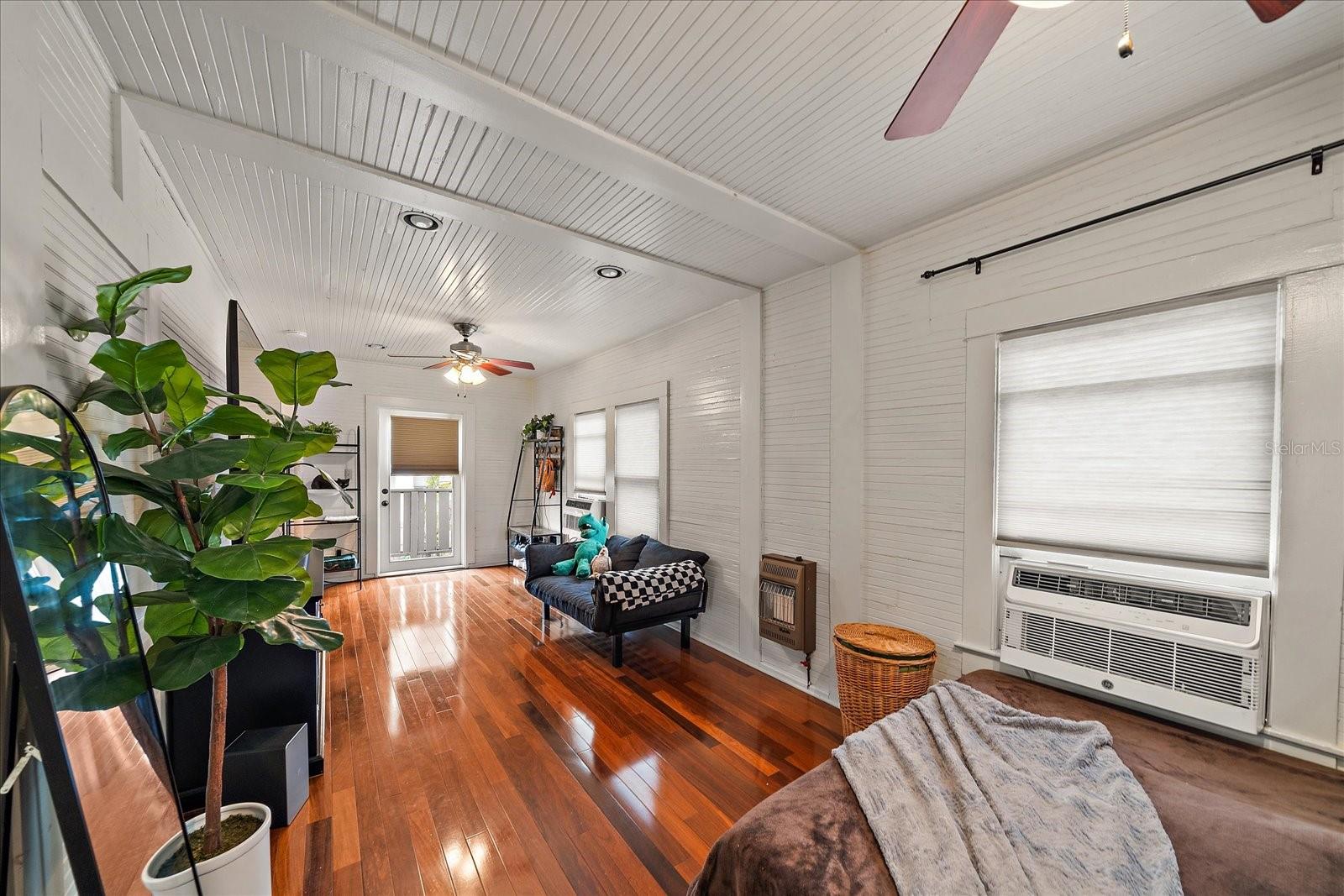 POS SUB OF BLKS G & H - Land