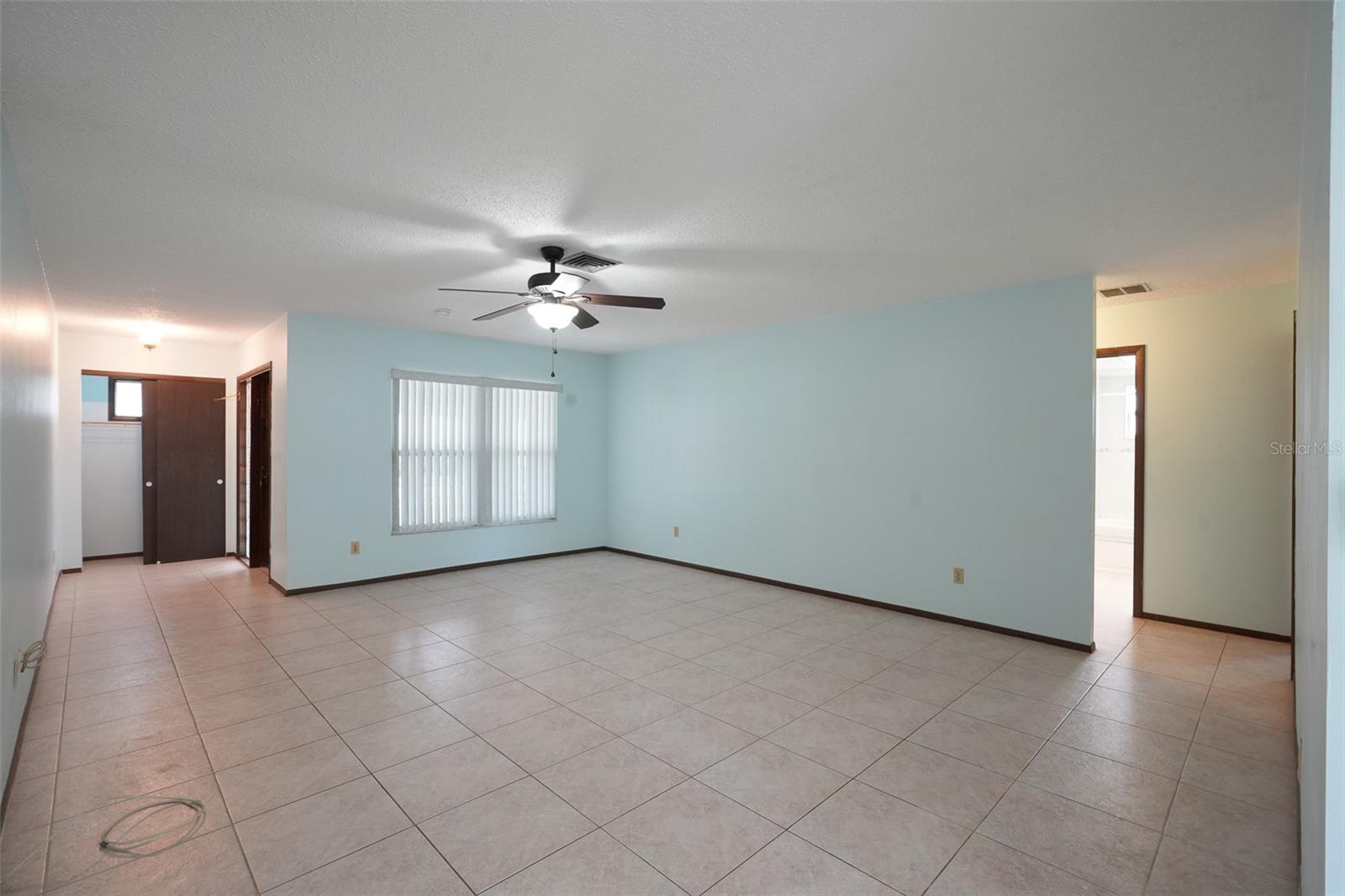 LAKE PEARL ESTATES - Residential