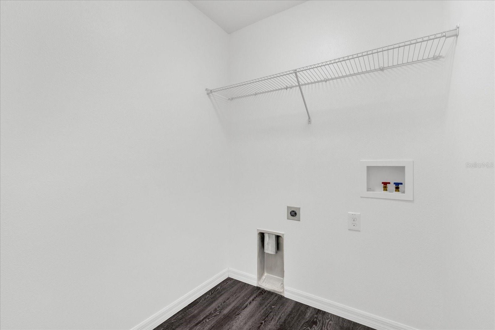 SILVER SPGS SHORES UN 32 - Residential