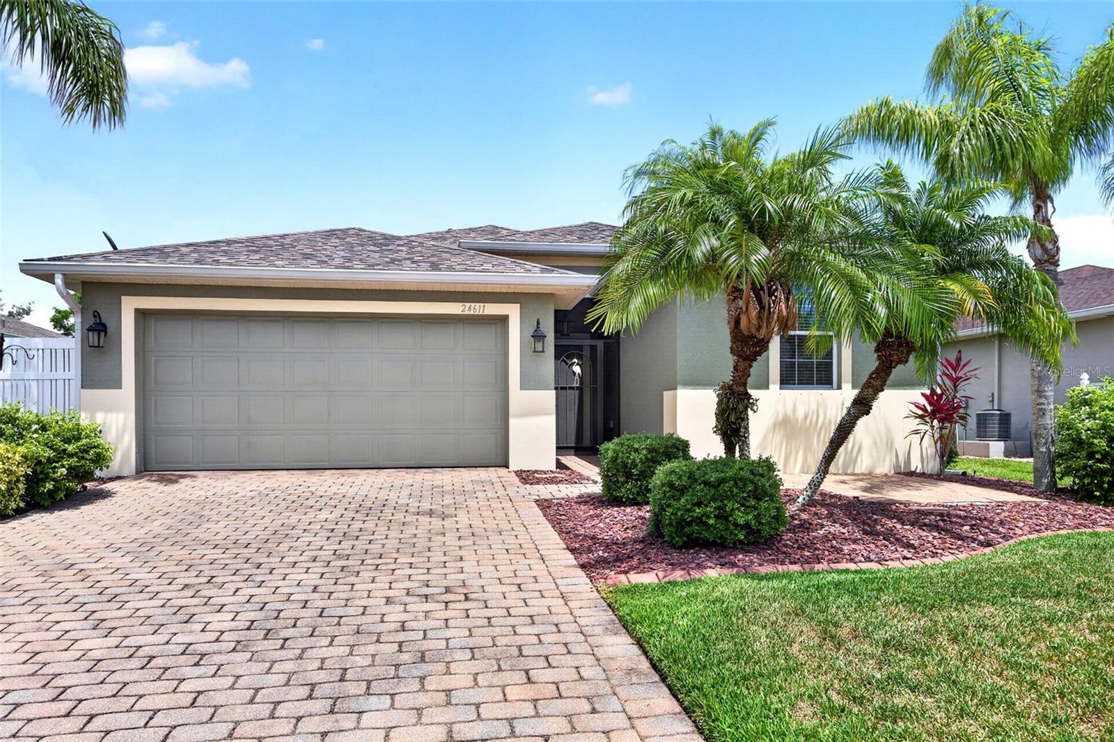 RIO VILLA LAKES - Residential