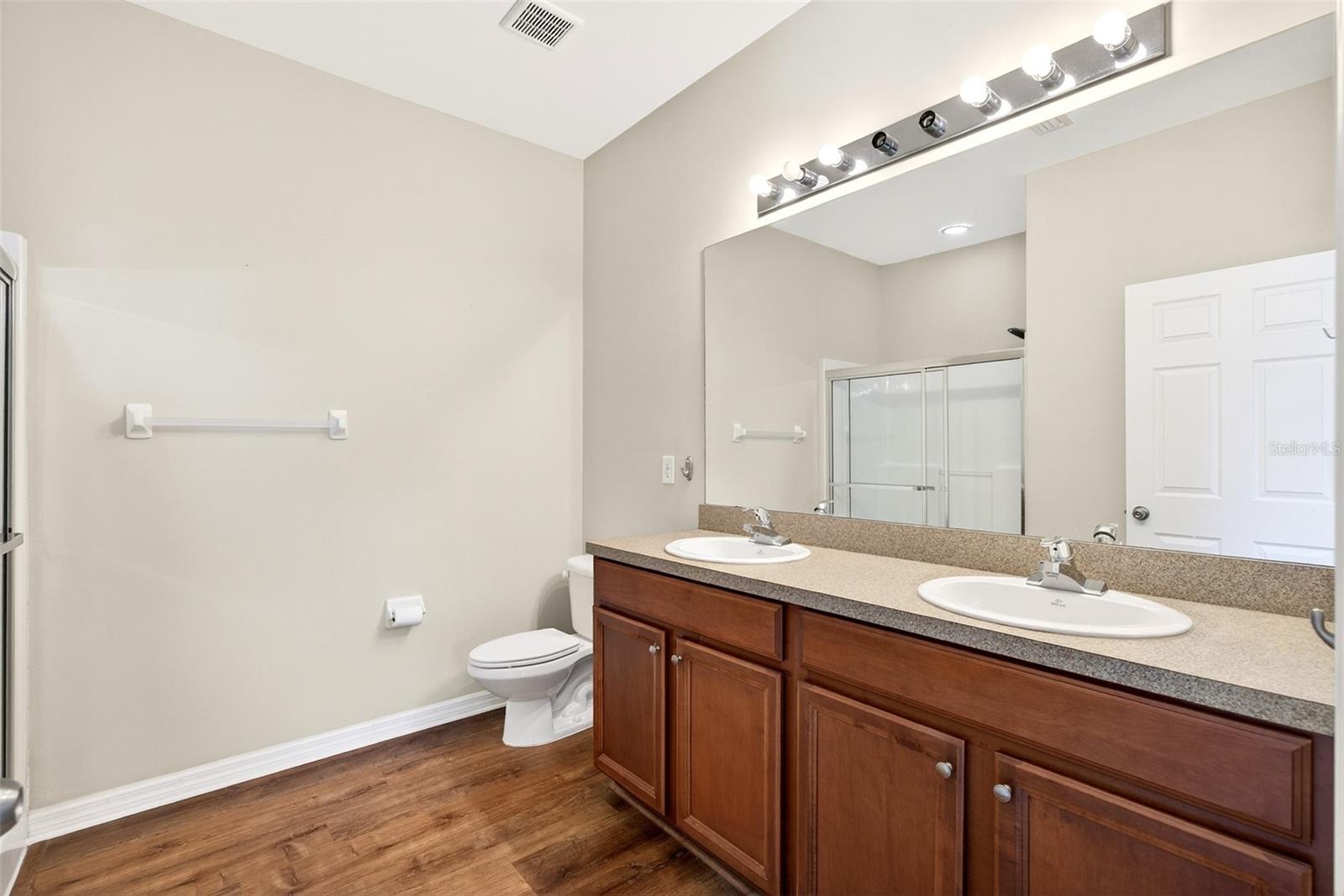 RIO VILLA LAKES - Residential
