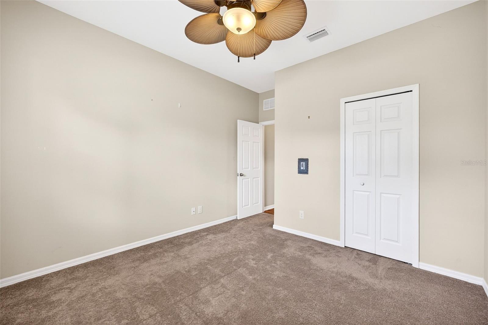 RIO VILLA LAKES - Residential