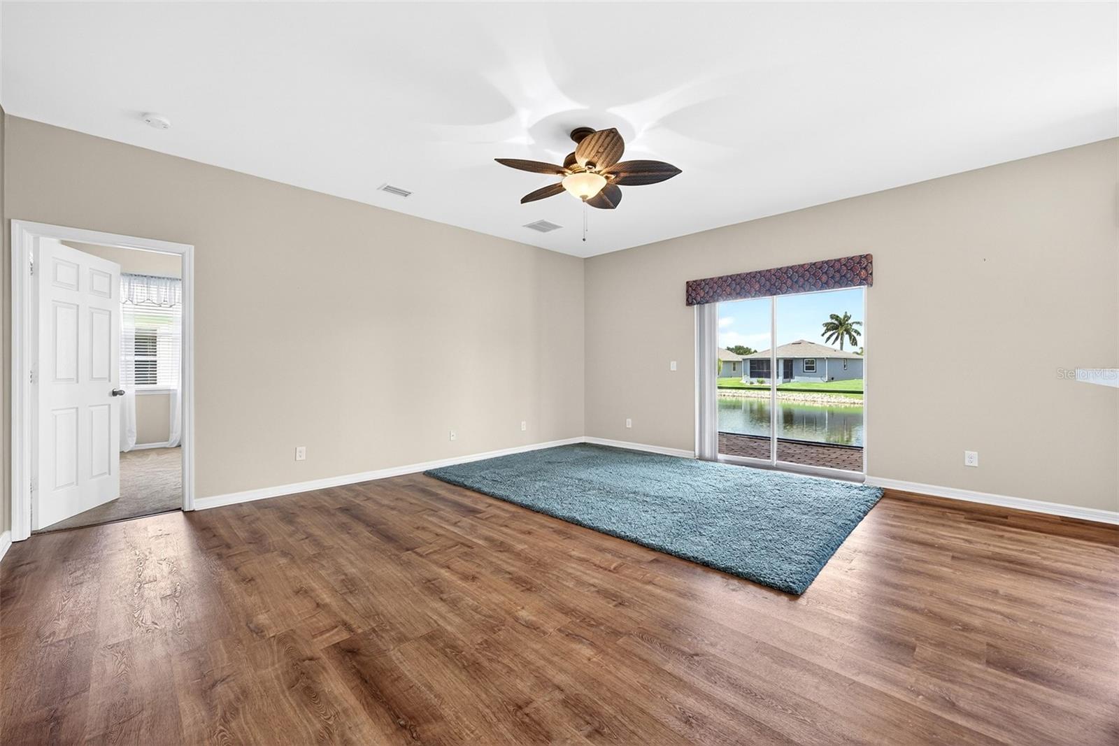 RIO VILLA LAKES - Residential