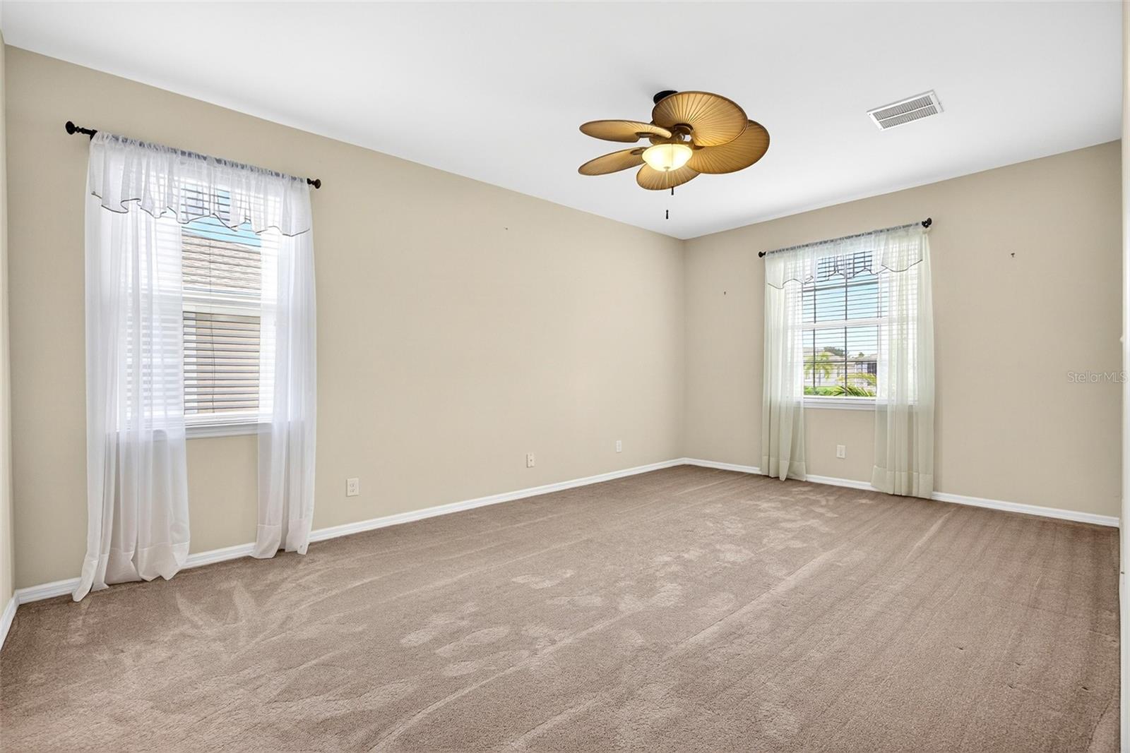 RIO VILLA LAKES - Residential