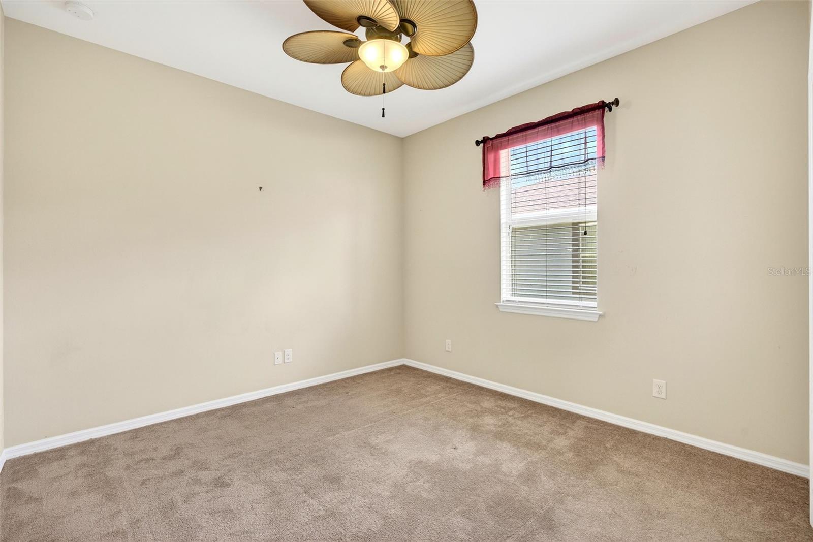 RIO VILLA LAKES - Residential