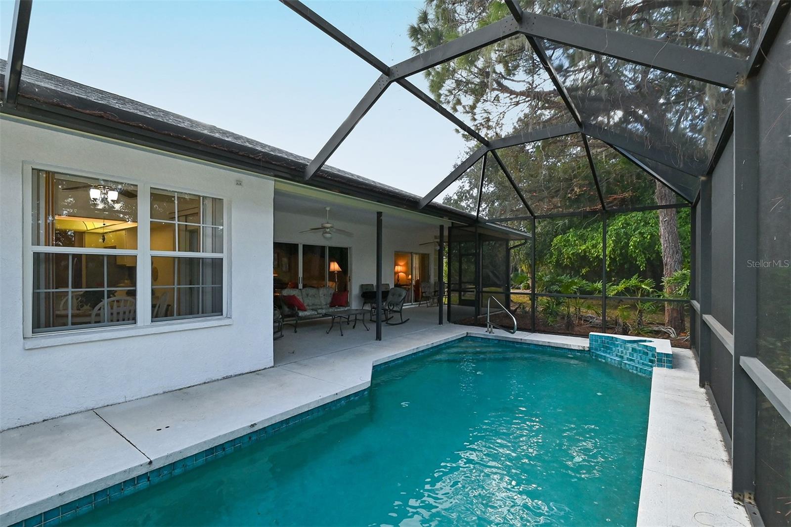 MEADOWS - Residential Lease