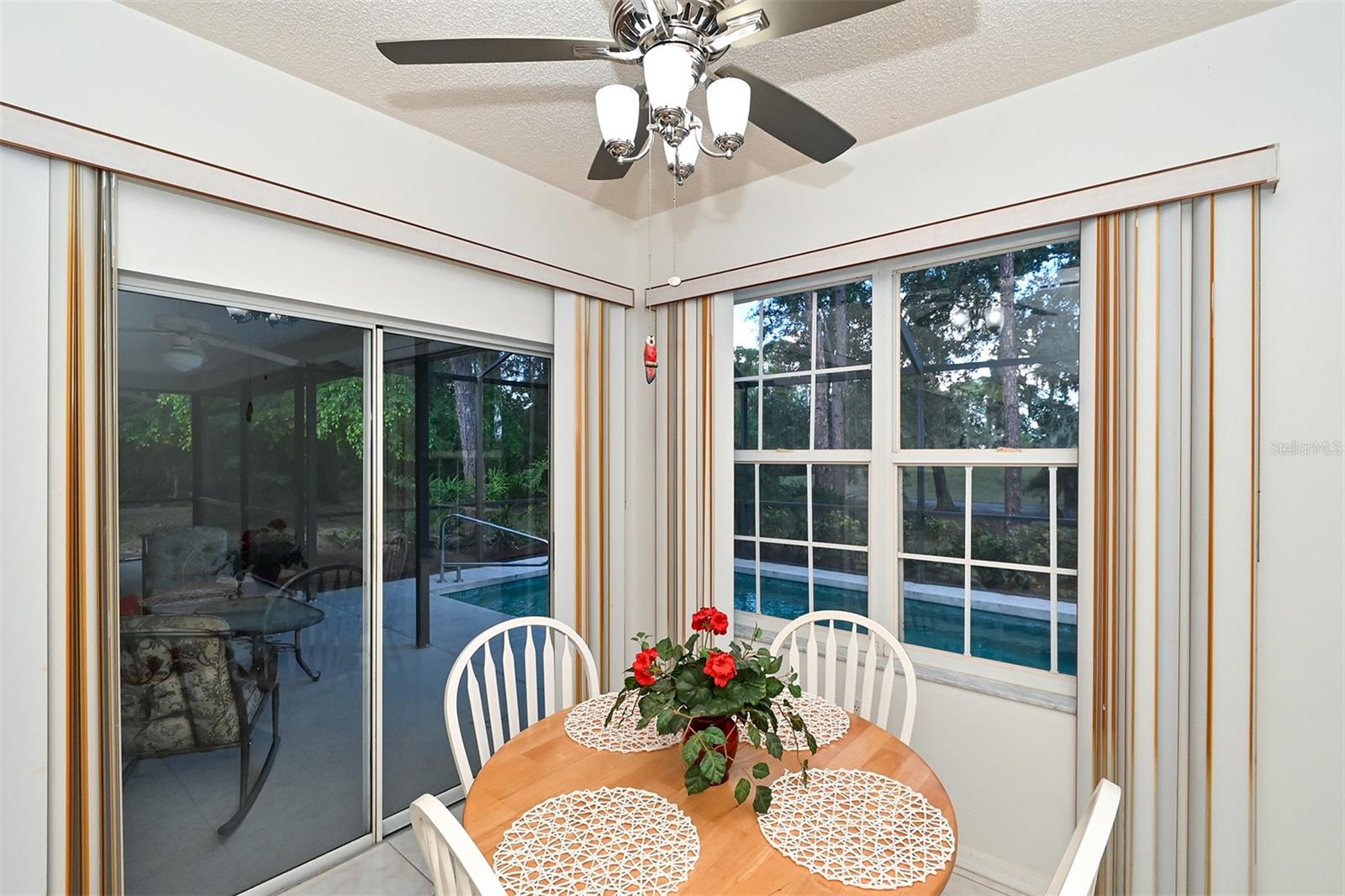 MEADOWS - Residential Lease