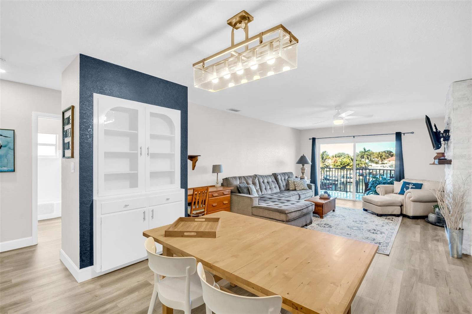 VISTA DEL MAR CONDO - Residential