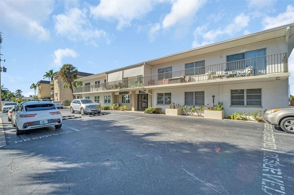 Photo of 3753 46th Avenue S #6, St Petersburg, FL 33711 (MLS # TB8438806)