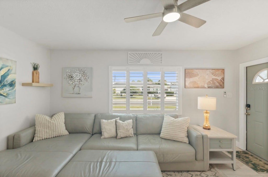 Photo of 6027 43rd Terrace N, Kenneth City, FL 33709 (MLS # A4706334)