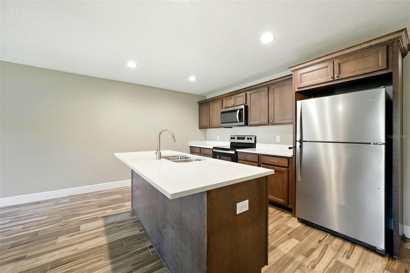 EUSTIS GEISLERS REV - Residential Lease