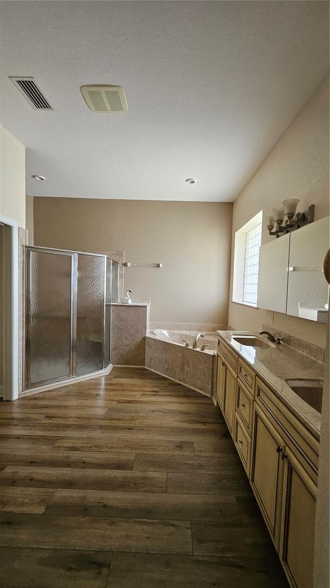 SYLVAN SHORES ESTATE SEC A - Residential