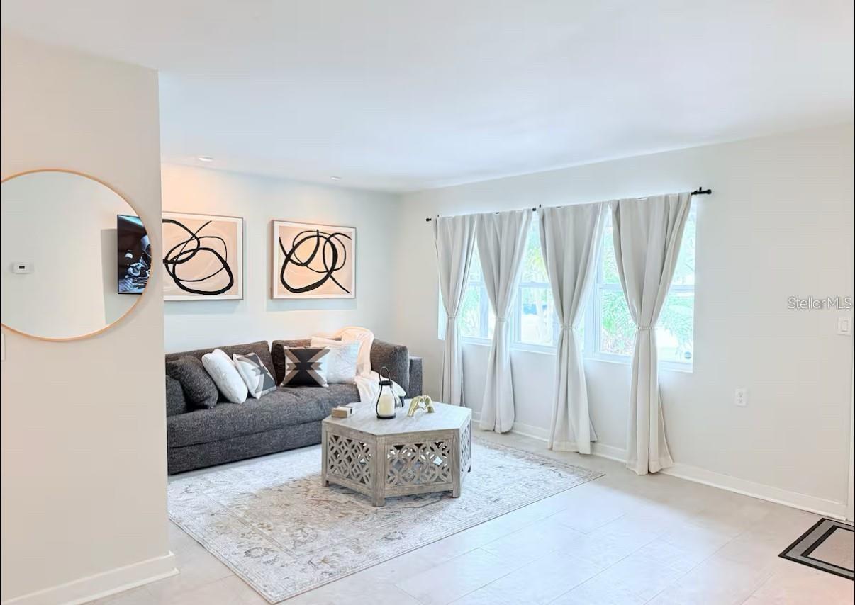 1558 DELAWARE AVENUE NE