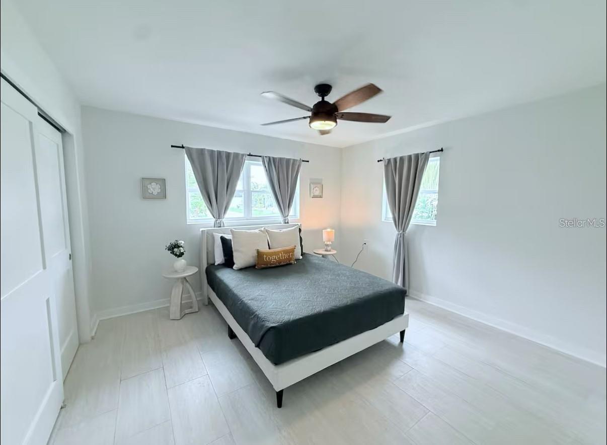 SHORE ACRES OVERLOOK SEC - Residential