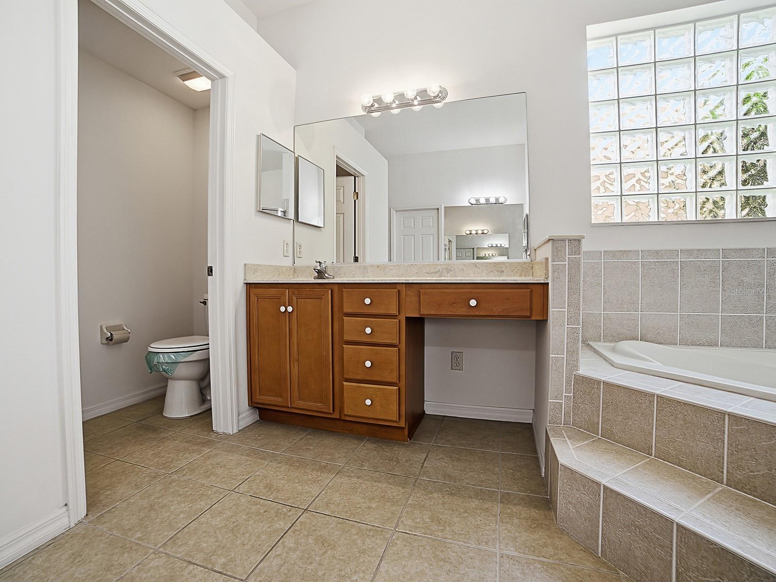 PLANTATION AT LEESBURG CHANTICLEER VILLAGE L - Residential