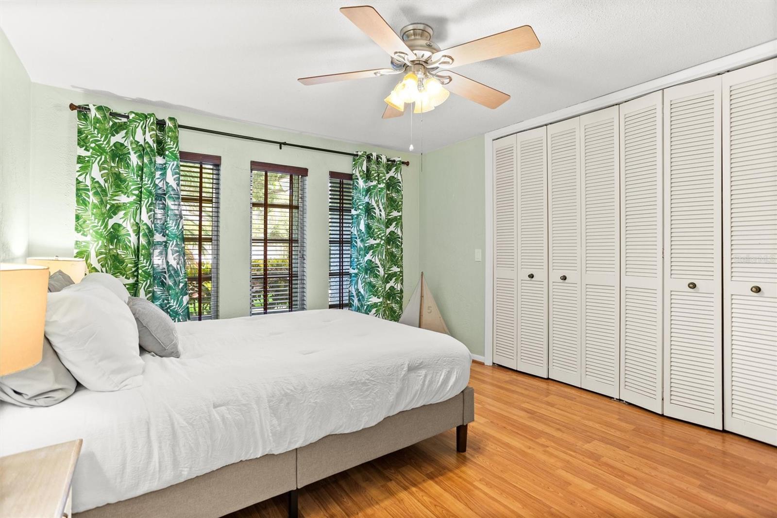 PINELLAS POINT ADD SEC A CANAL SEC - Residential