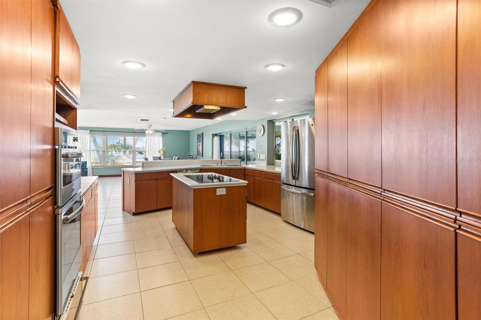 PINELLAS POINT ADD SEC A CANAL SEC - Residential