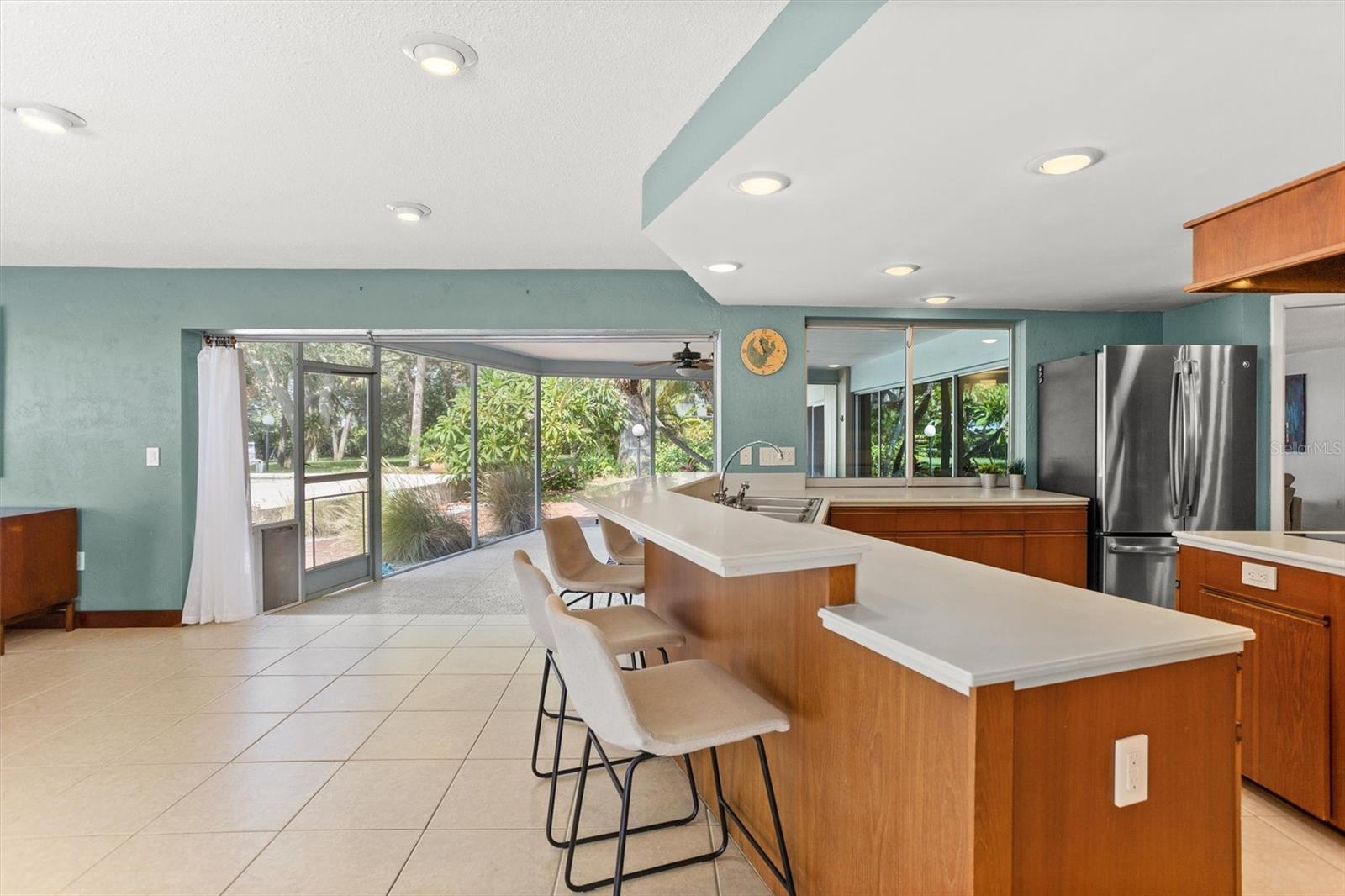 PINELLAS POINT ADD SEC A CANAL SEC - Residential