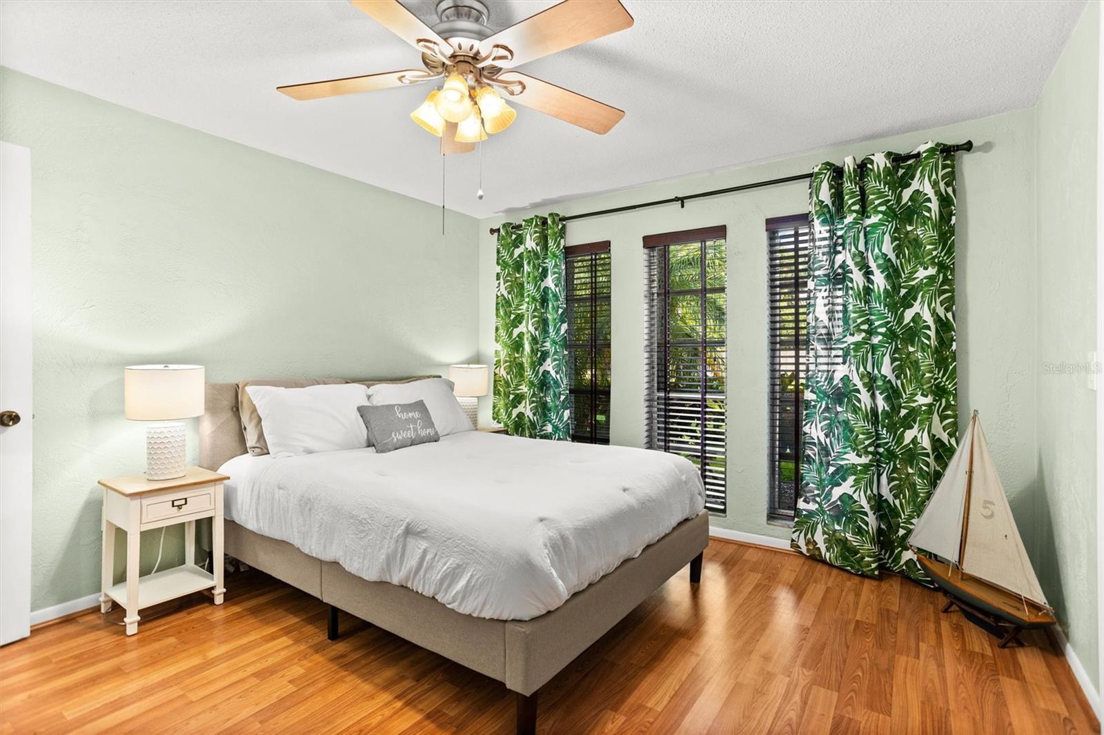 PINELLAS POINT ADD SEC A CANAL SEC - Residential