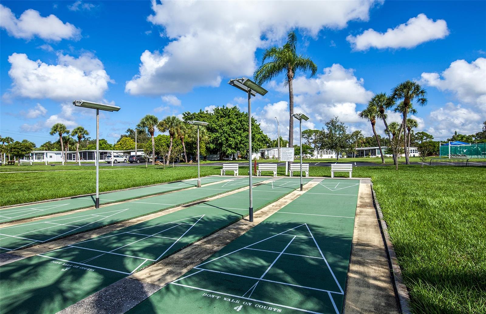 VENICE ISLE - Residential