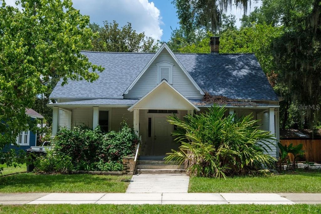 Photo of 314 NW 2nd Avenue, Gainesville, FL 32601 (MLS # GC542054)