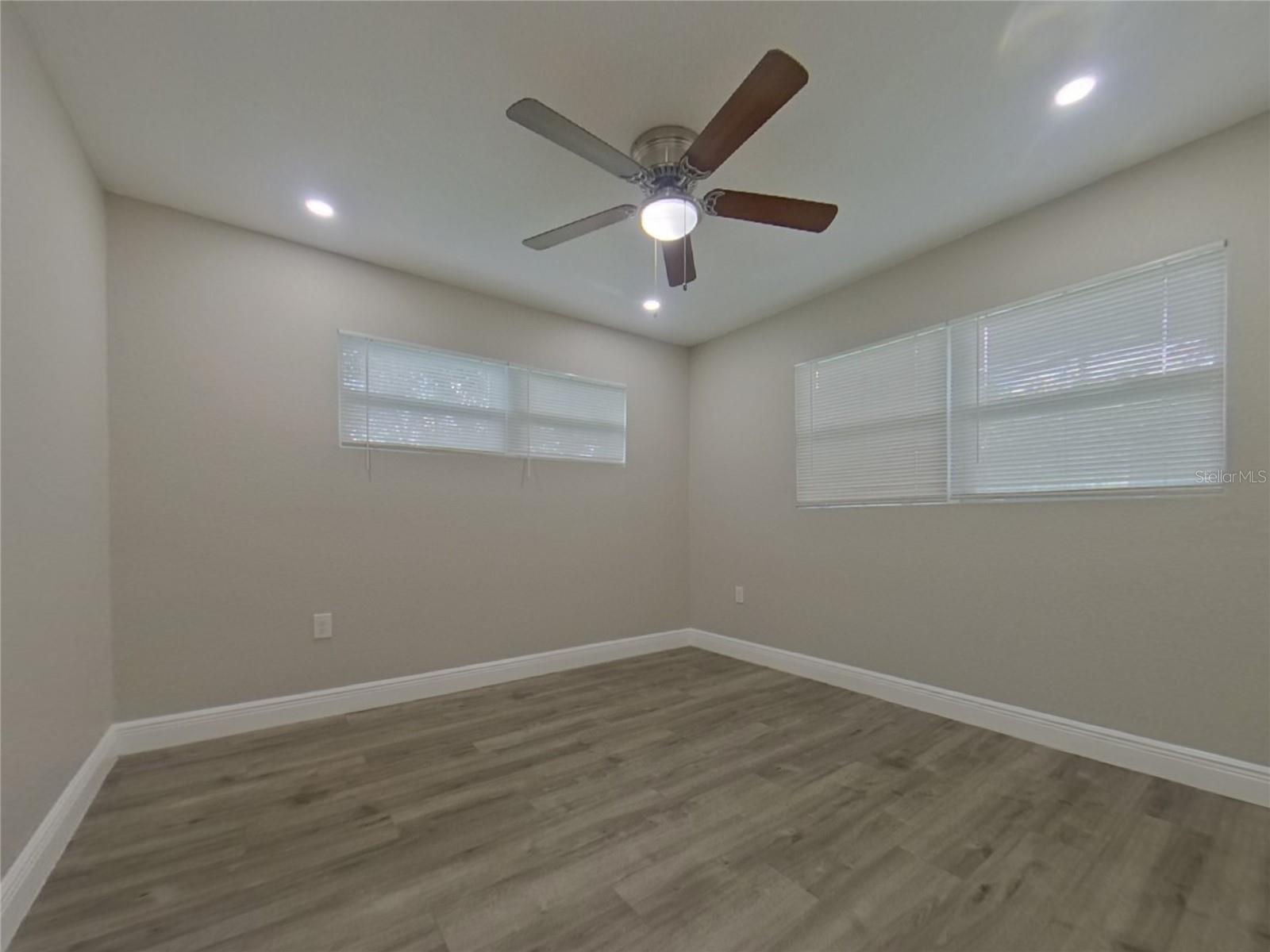 LAKE MENDELIN ESTATES - Residential Lease