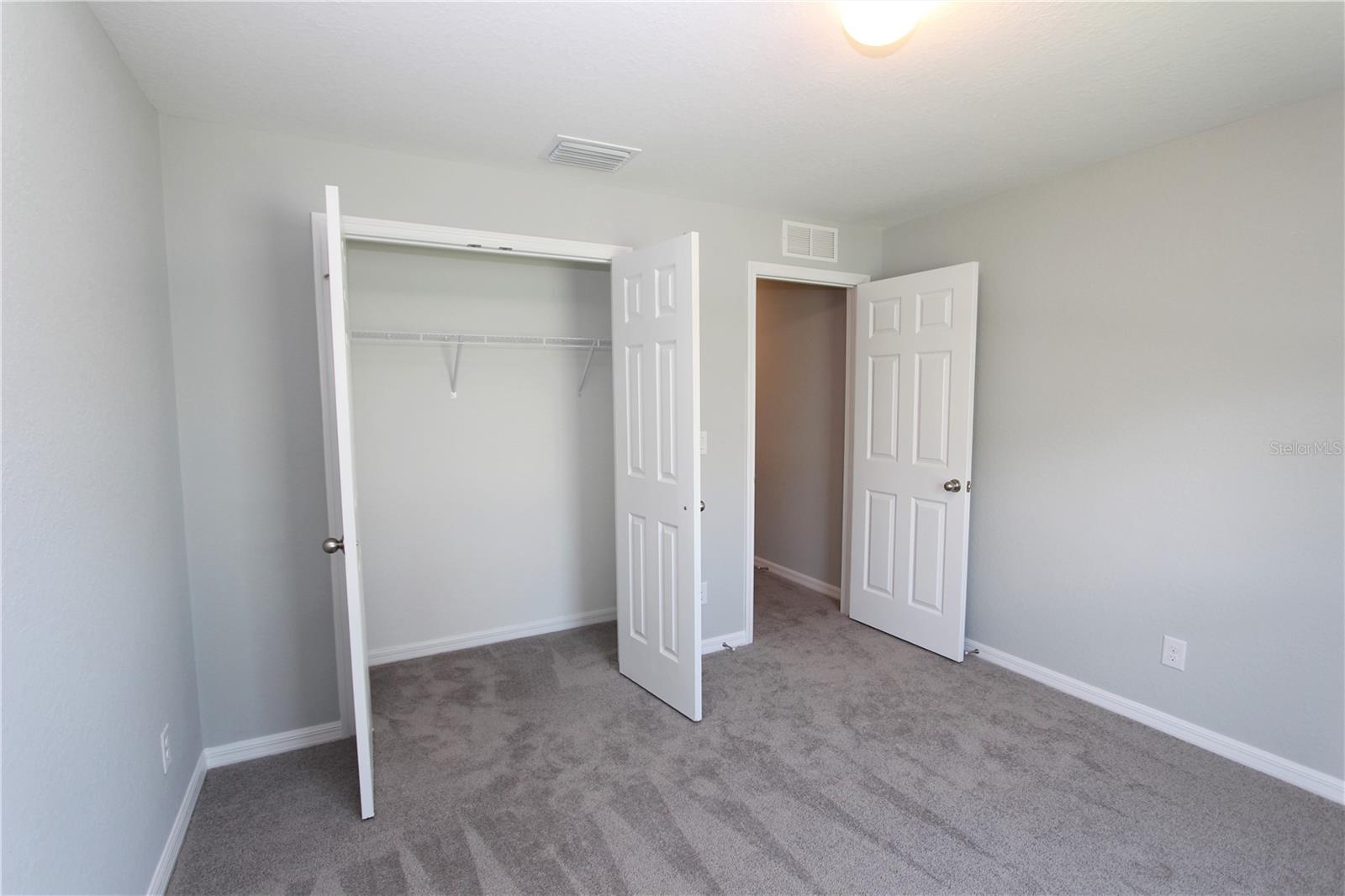 ROTONDA LAKES - Residential