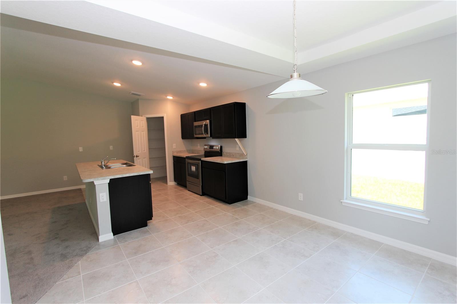 ROTONDA LAKES - Residential