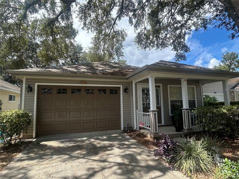 Photo of 25119 Cranes Roost Circle, Leesburg, FL 34748 (MLS # O6341819)