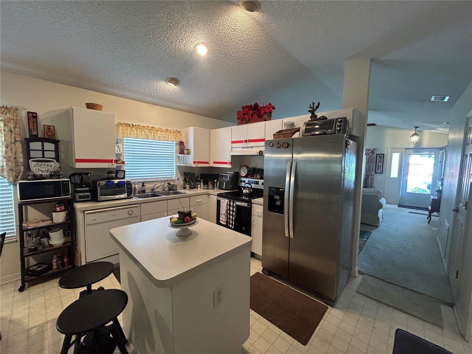 25119 CRANES ROOST CIRCLE