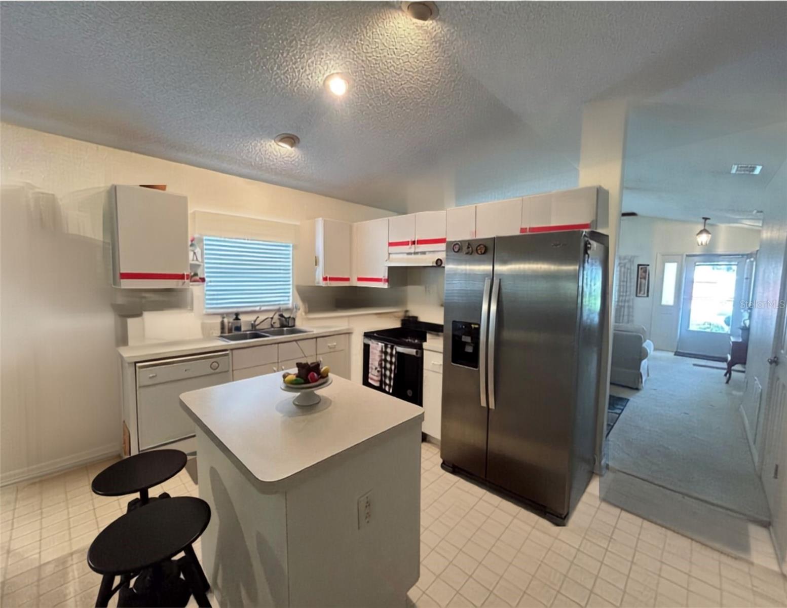 25119 CRANES ROOST CIRCLE
