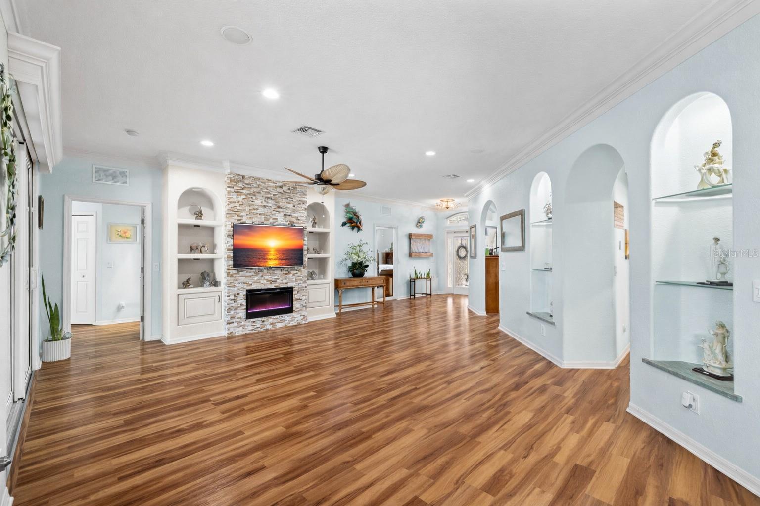 HERONS GLEN - Residential