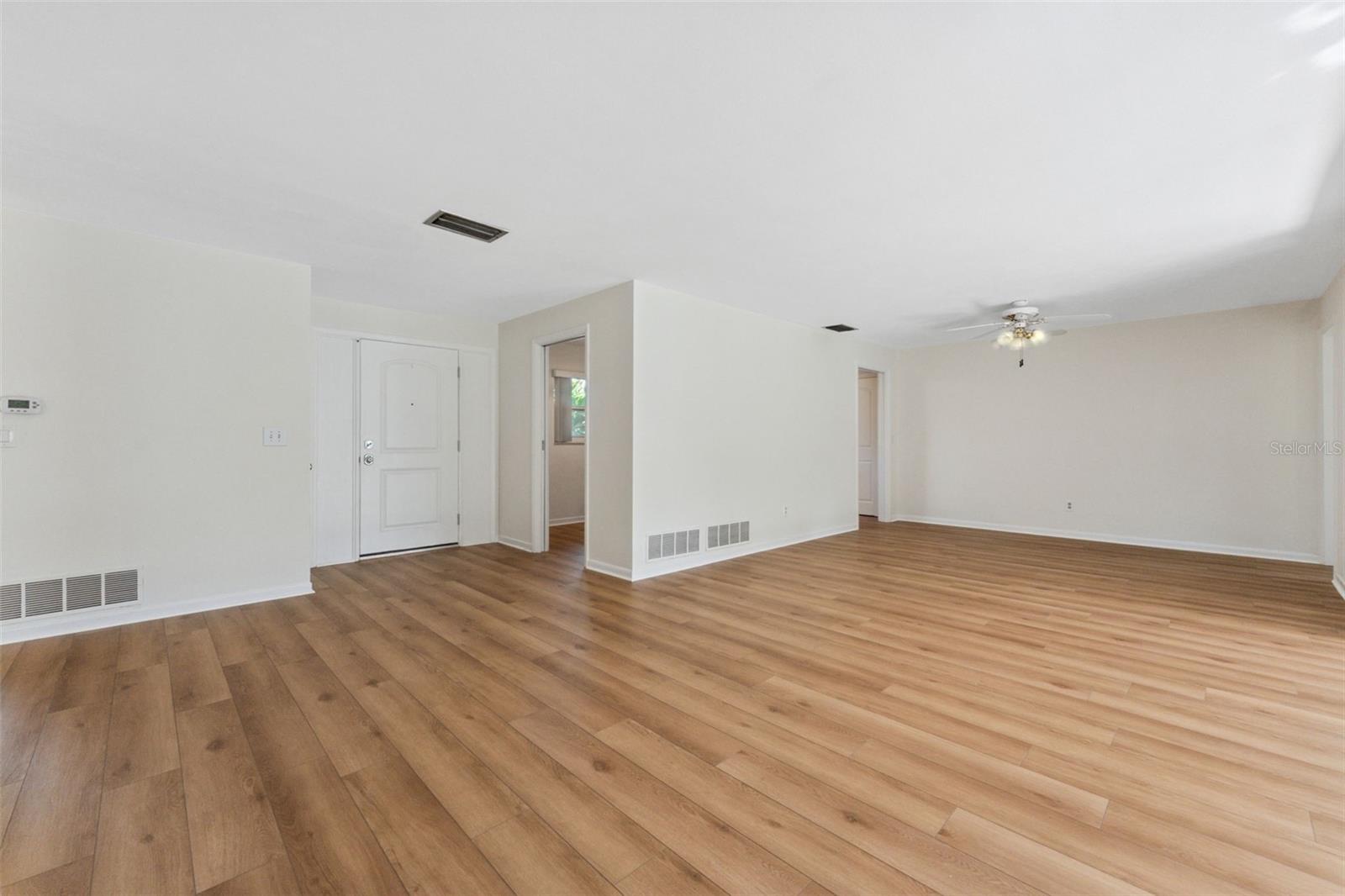 SUNSET LAKE ESTATES - Residential