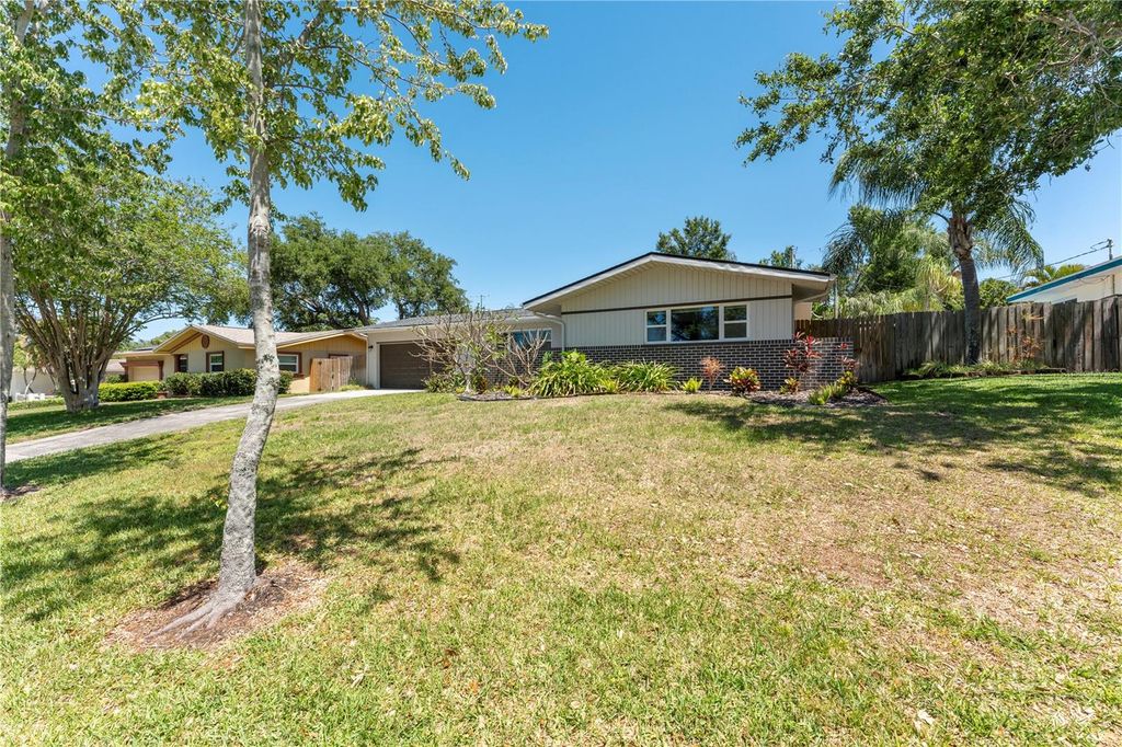 Photo of 1531 Picardy Circle, Clearwater, FL 33755 (MLS # TB8496976)