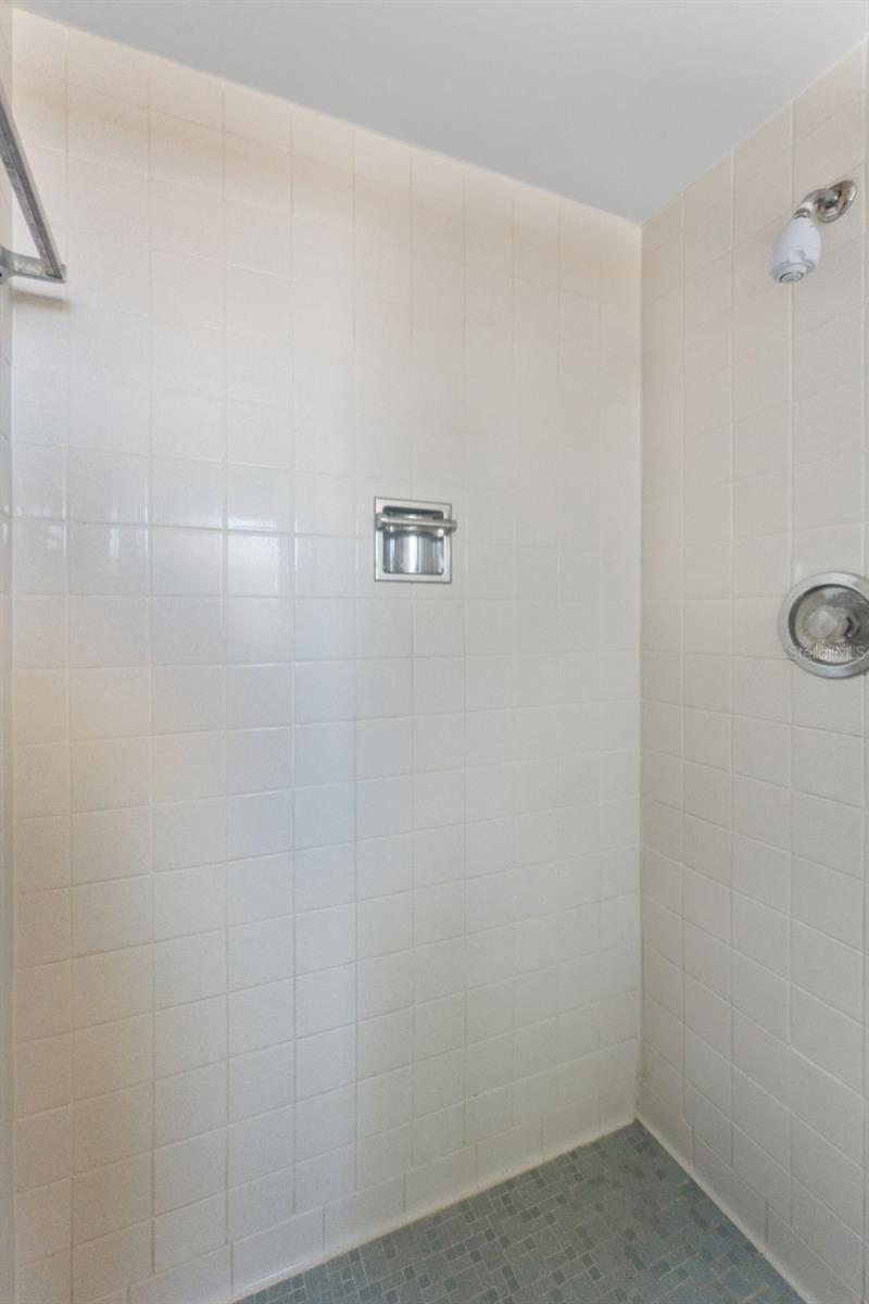 SUNSET LAKE ESTATES - Residential