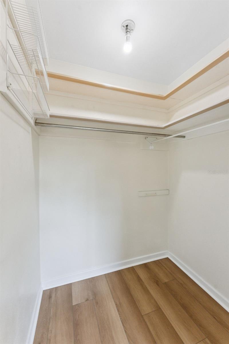 SUNSET LAKE ESTATES - Residential