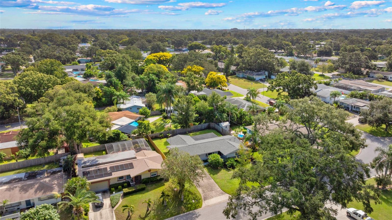 SUNSET LAKE ESTATES - Residential