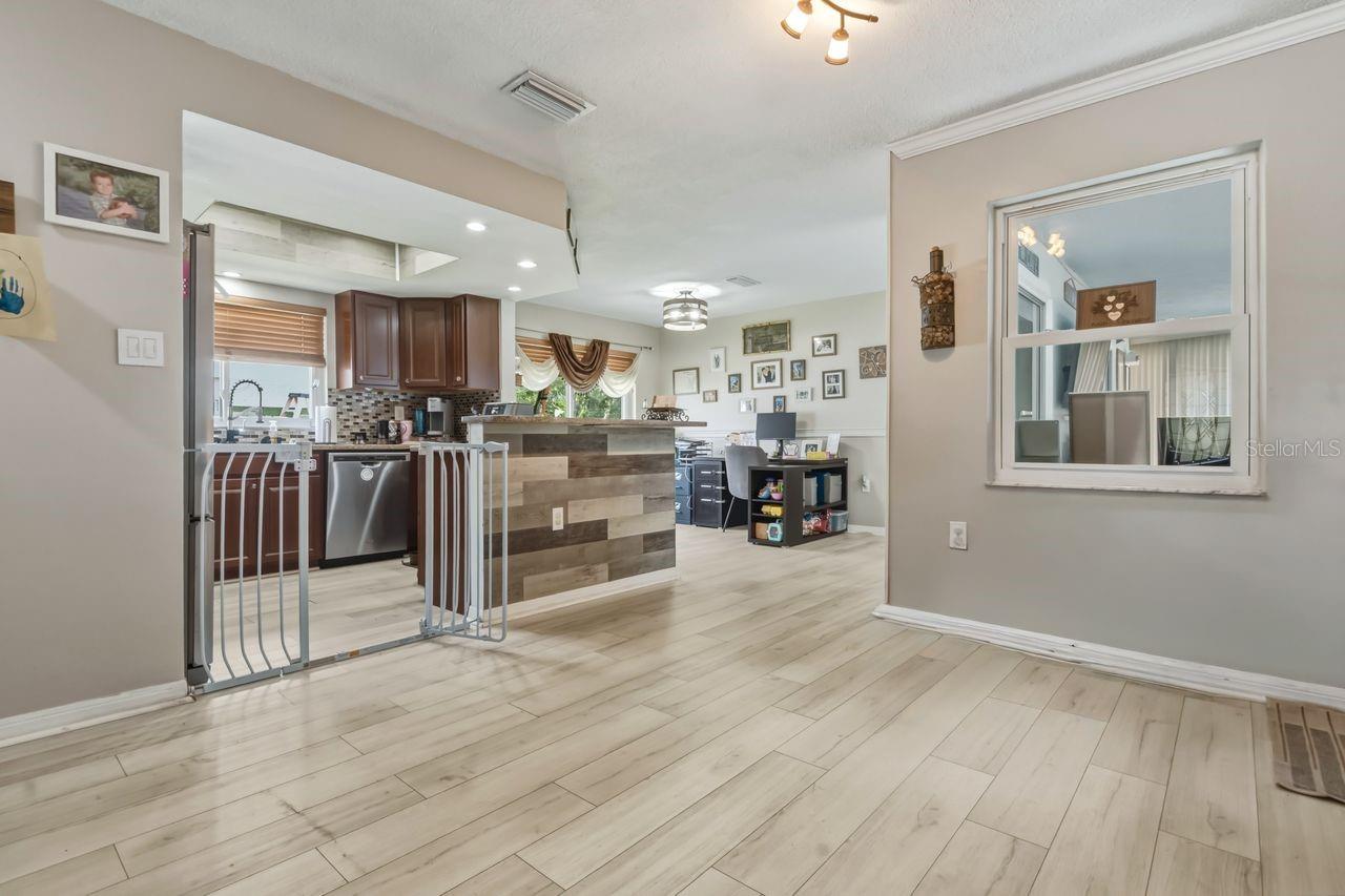 OAKLEAF VILLAGE - Residential