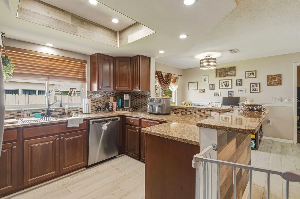 OAKLEAF VILLAGE - Residential