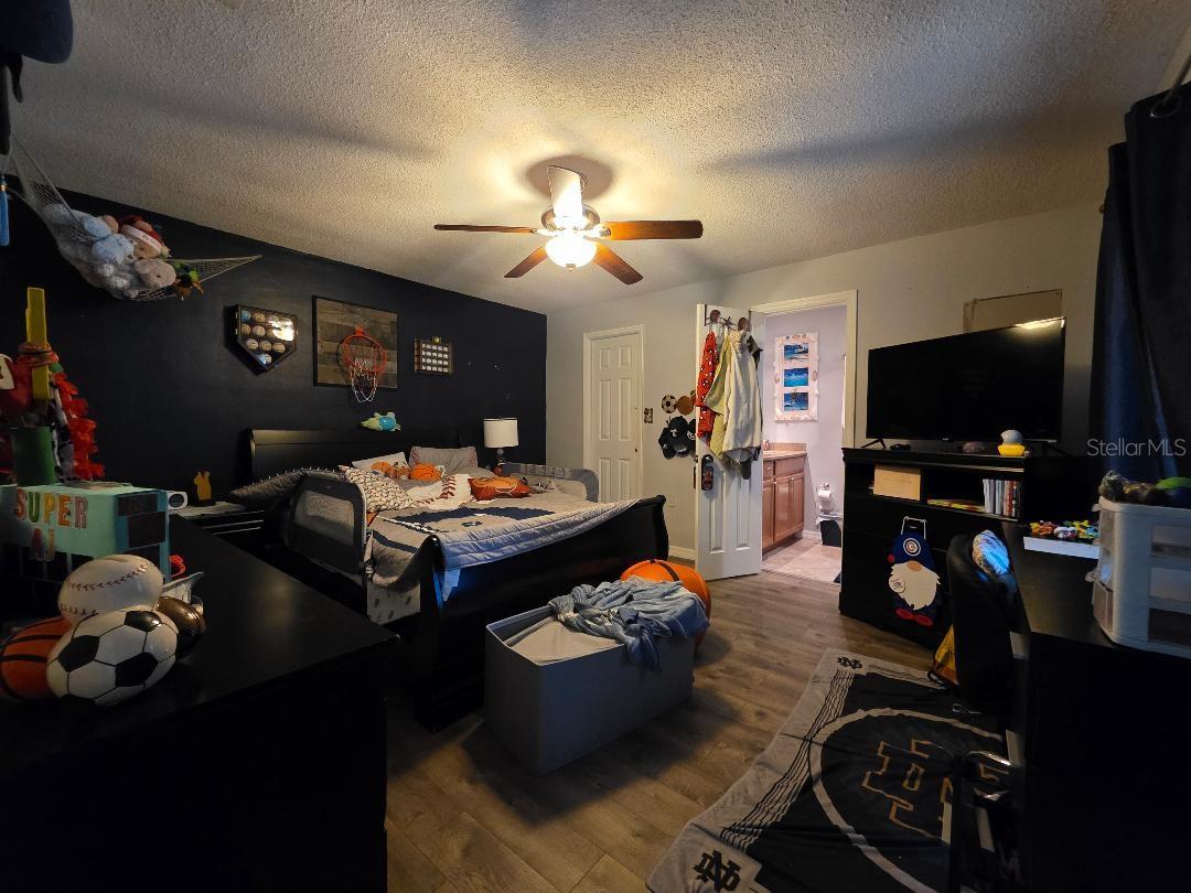 OAKLEAF VILLAGE - Residential