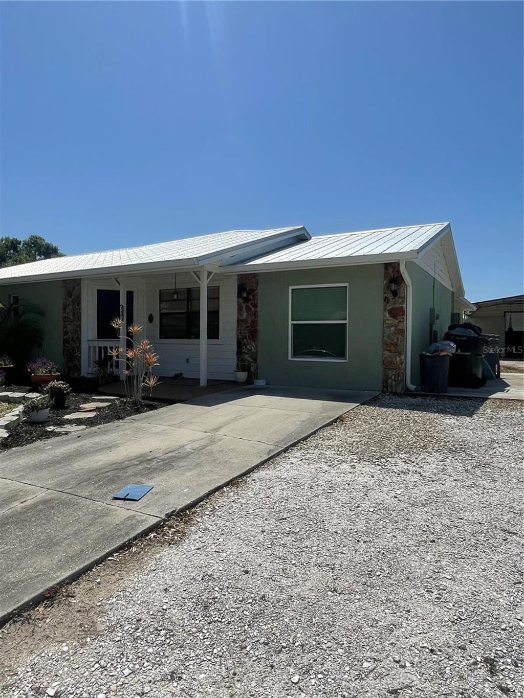 Photo of 5094 Bunyan Street, Sarasota, FL 34232 (MLS # A4652574)