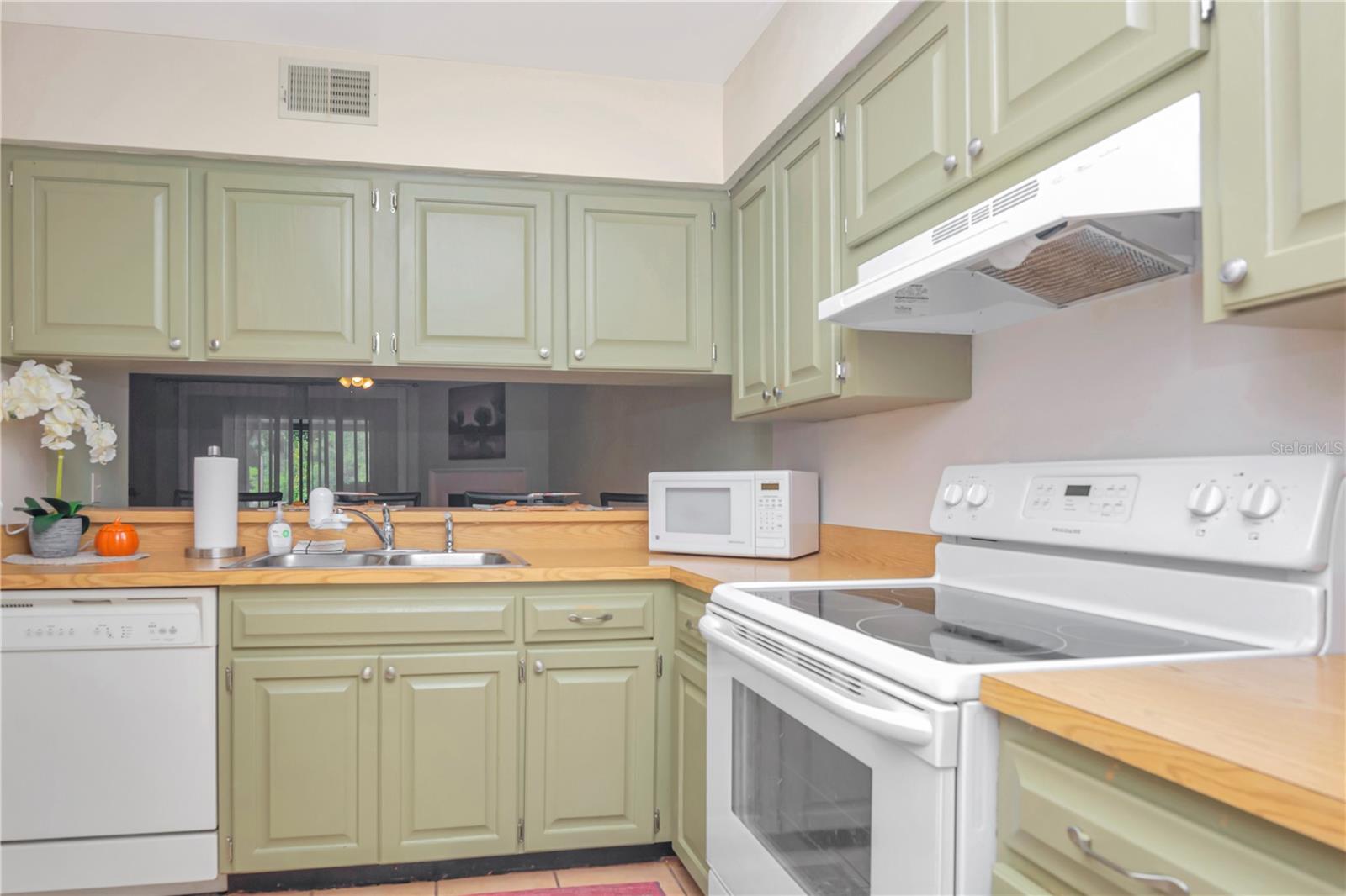 VILLAS OF NORTHDALE PH 01 - Residential