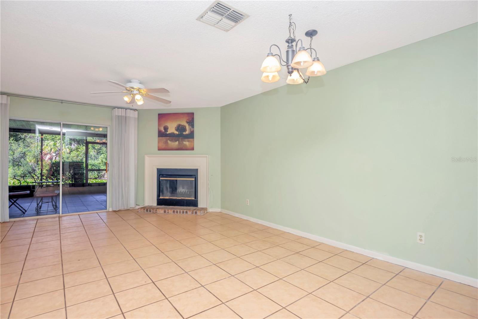 VILLAS OF NORTHDALE PH 01 - Residential