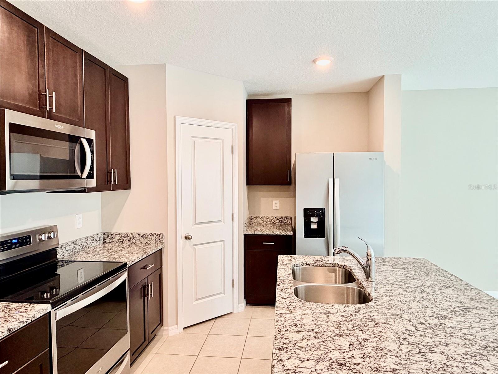 SPENCER COVE - Residential Lease