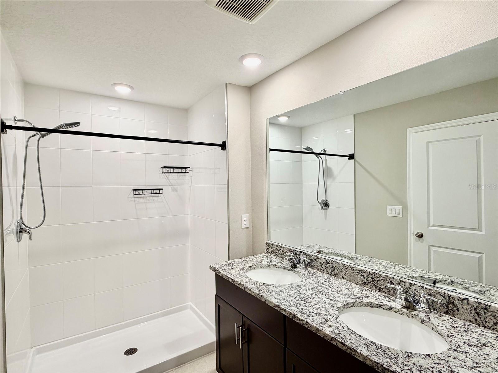 SPENCER COVE - Residential Lease